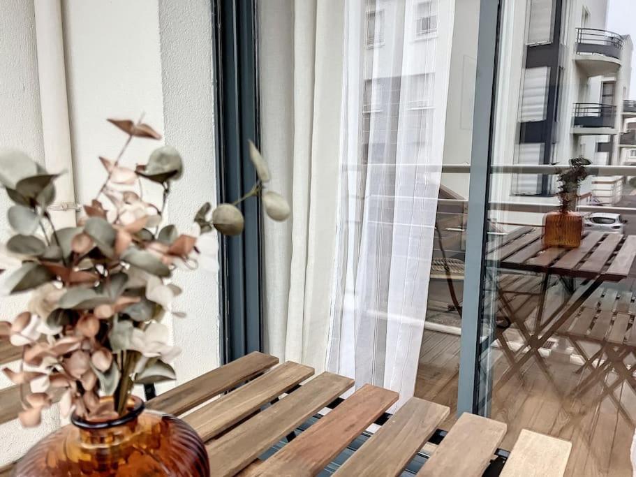 Le Julia - Neuf - Gare Et Garage Apartment Compiegne Exterior photo